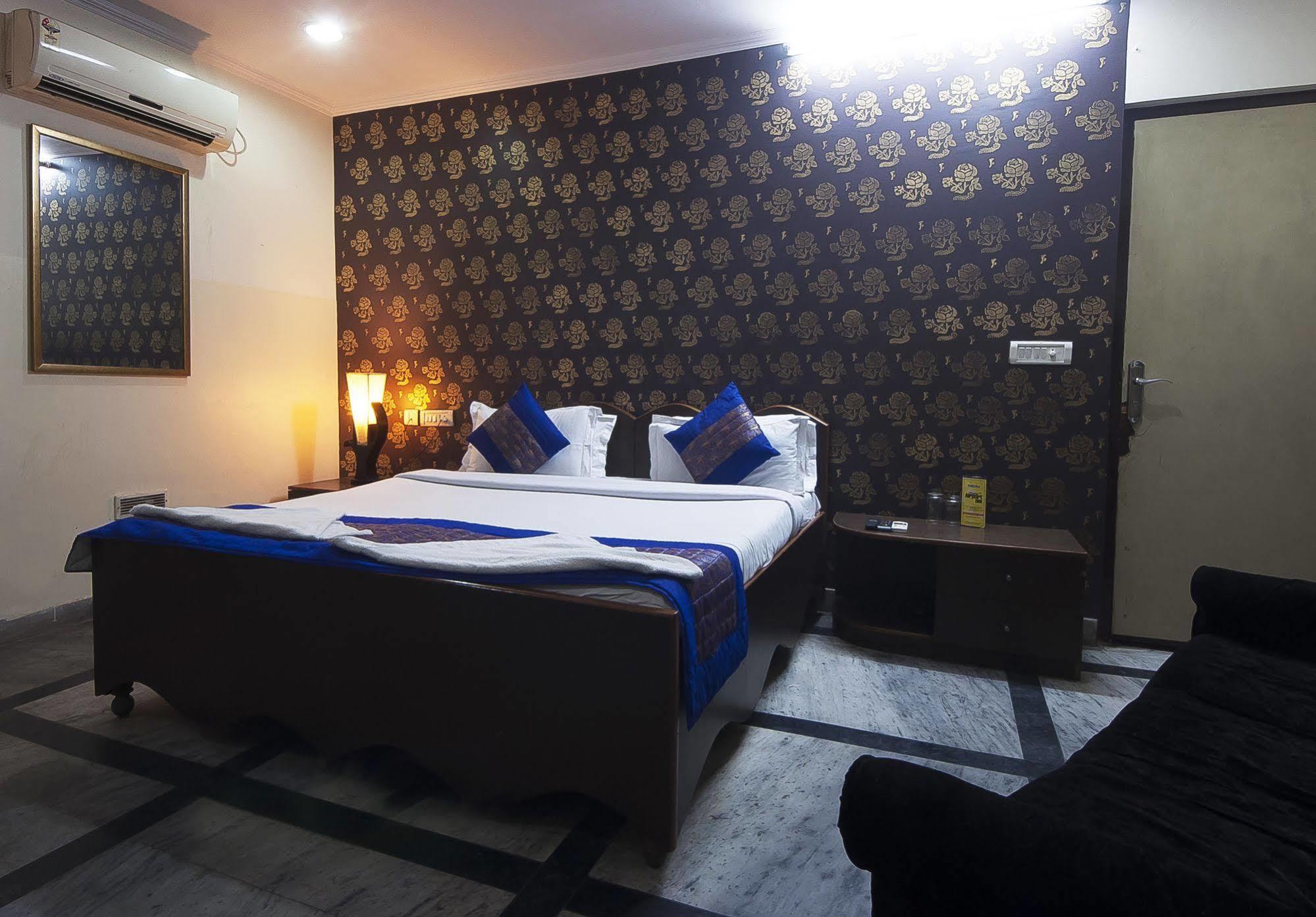 Hotel Airport Inn New Delhi Luaran gambar